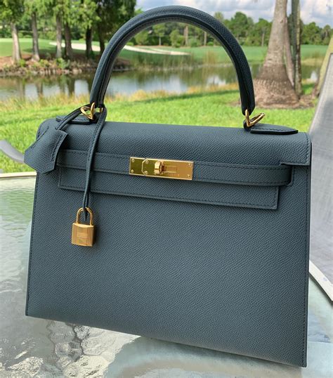 vert amande hermes kelly|HERMÈS .